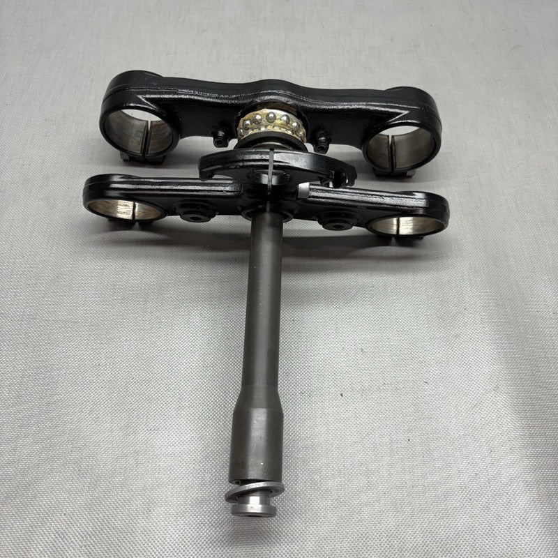 7725154 BMW C650 GT FORK CROSS BRACE UPPER LOWER 2011 2012 2013 2014 2015 OEM 7725154