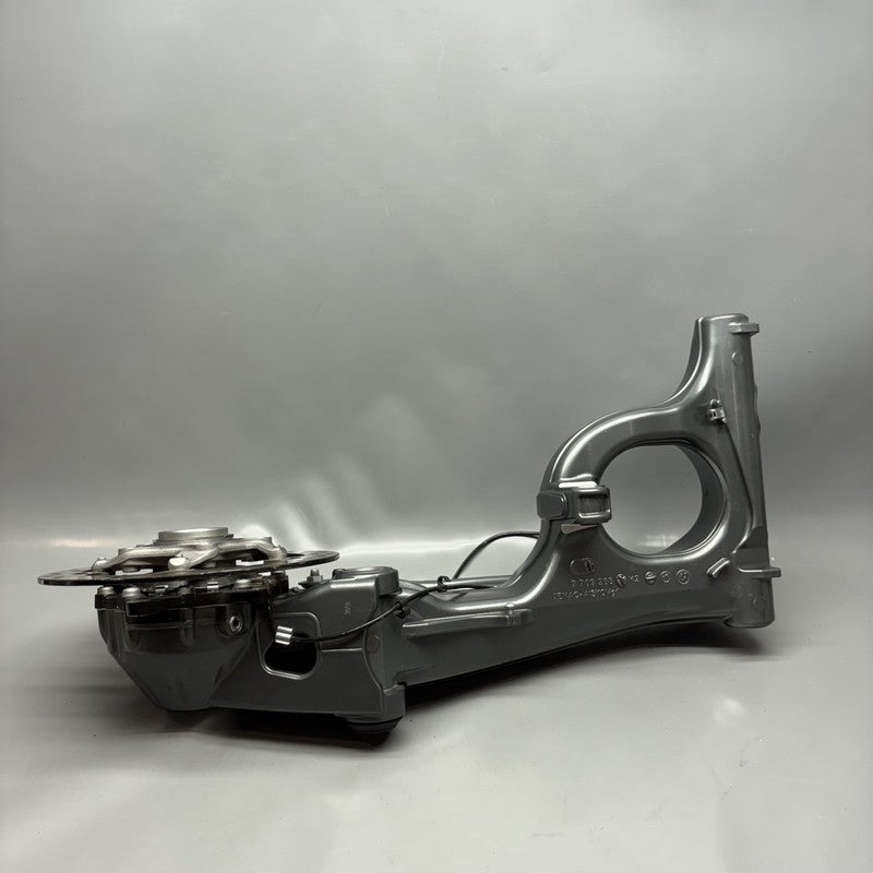 7714752 BMW K1300S SWINGING ARM WITH RIGHT ANGLE GEARBOX 2007-2013 2014 2015 OEM 7714752