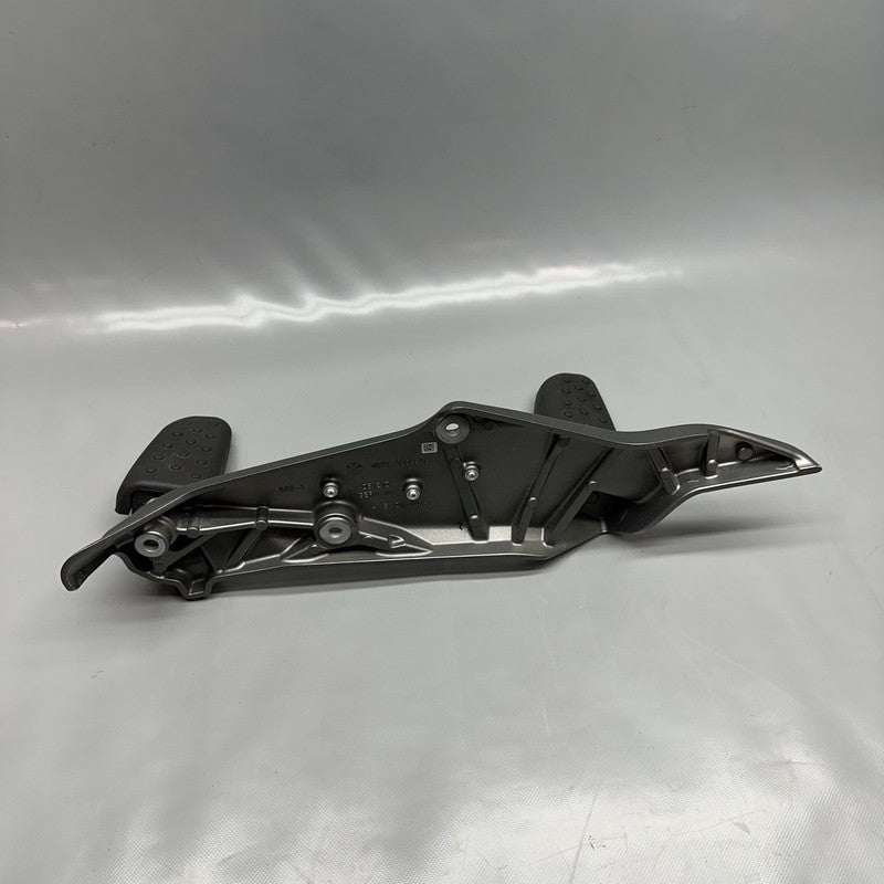 8389348 BMW K1600GTL FOOTREST RIGHT 2015 2016 2017 2018 2019 2020 2021 OEM 8389348