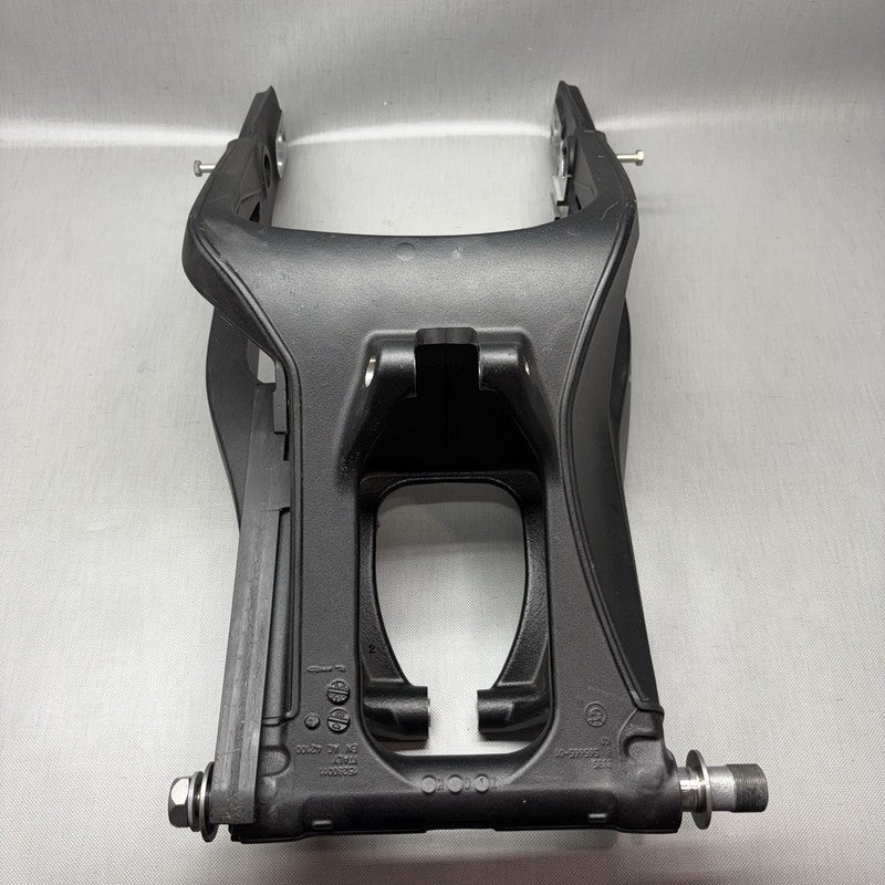 565665-01 BMW S1000RR SWING ARM 2019 2020 2021 2022 2023 2024 OEM 565665-01