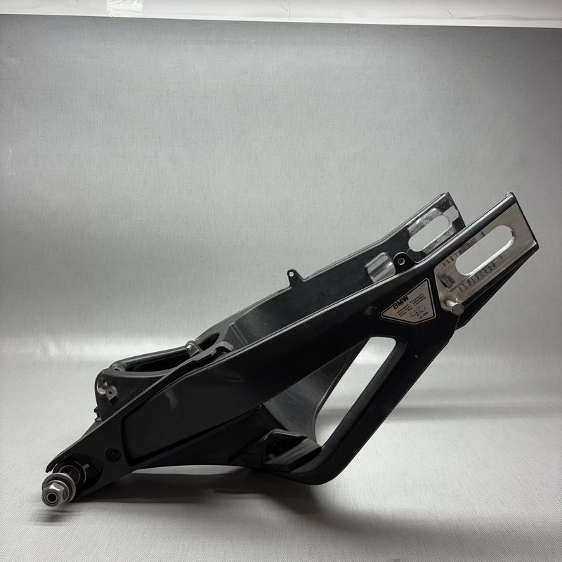 565665-01 BMW S1000RR SWING ARM 2019 2020 2021 2022 2023 2024 OEM 565665-01