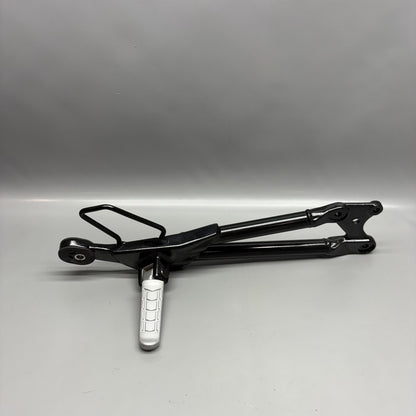 G310 GS BMW G310 GS FOOTREST BRACKET RIGHT REAR 2016-2020 2021 2022 2023 2024 2025 OEM