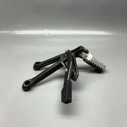 BMW R1300GS TROPHY FOOTPEG WITH BRACKET LEFT REAR 2022 2023 2024 2025 