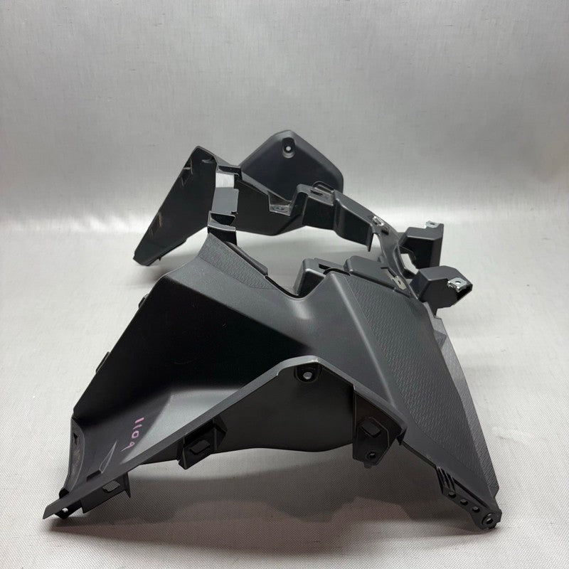 BMW C400X LEG SHIELD BOTTOM 2018 2019 2020 OEM 8566808