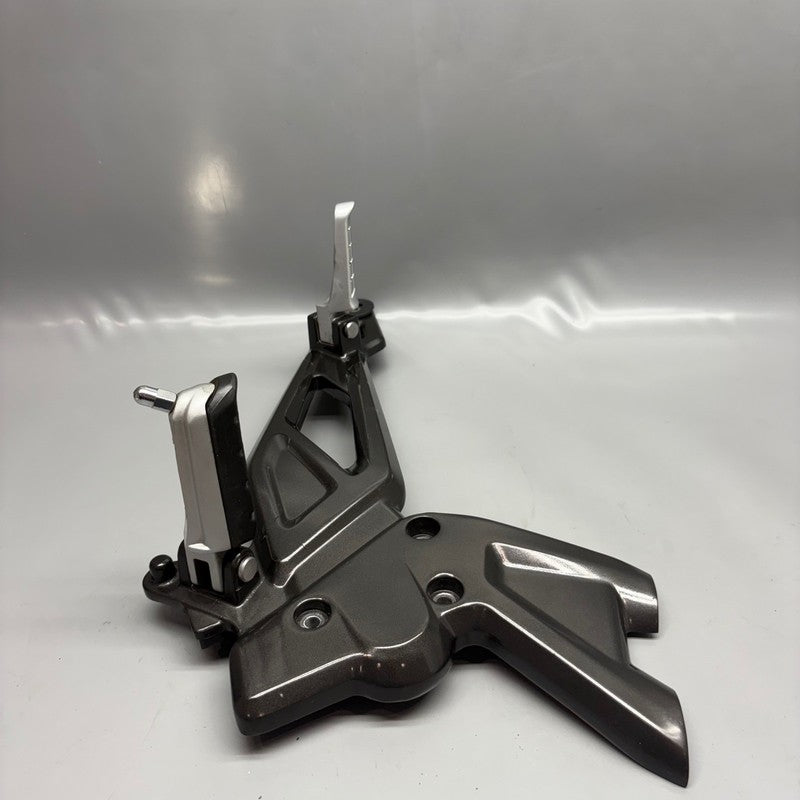 G310 R BMW G 310R FOOT REST PEG MOUNT RIGHT 2019 2020 2021 2022 2023 2024 2025 OEM