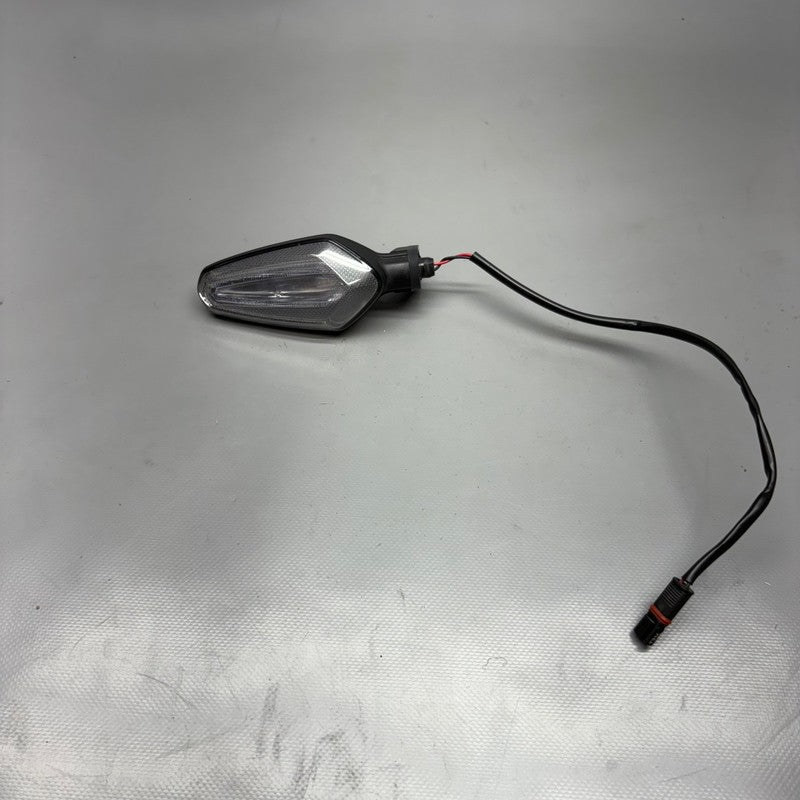 BMW F900R TURN SIGNAL FRONT 2020 2021 2022 2023 2024