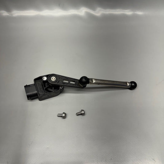 BMW K1600GTL LEVEL SENSOR 2015 2016 2017 2018 2019 2020 2021 OEM 68700