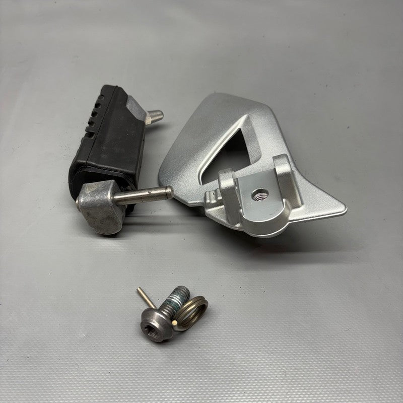 8535642 BMW R1250RT FOOTREST FRONT RIGHT 2013-2018 2019 2020 2021 2022 2023 2024 OEM