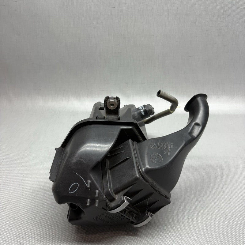 8556563 BMW G 310R AIR INTAKE CLEANER BOX 2016 2017 2018 2019 2020 OEM 8556563