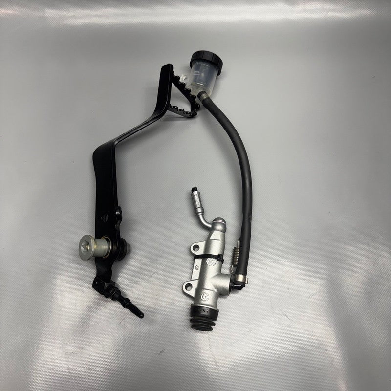BMW F850GS BRAKE MASTER CYLINDER 2016-2019 2020 2021 2022 2023 2024 20