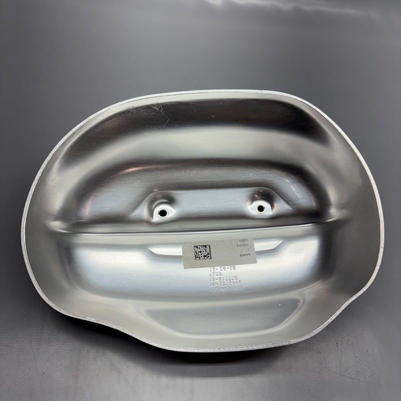 8407878 BMW R18 IGNITION COIL COVER RIGHT 2020 2021 2022 2023 2024 OEM 8409878