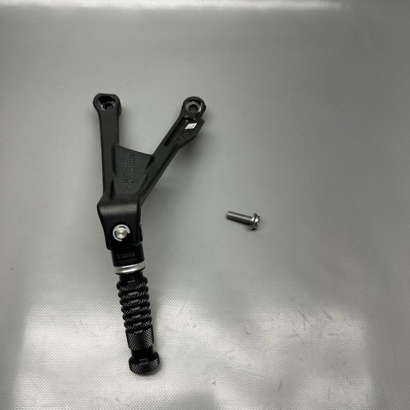 9467690 BMW M1000R FOOTREST WITH BRACKET RIGHT REAR 2021 2022 2023 2024 OEM 9467690