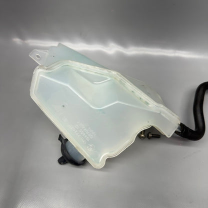 7724711 BMW K1600GTL EXPANSION TANK 2015 2016 2017 2018 2019 2020 2021 OEM 7724711