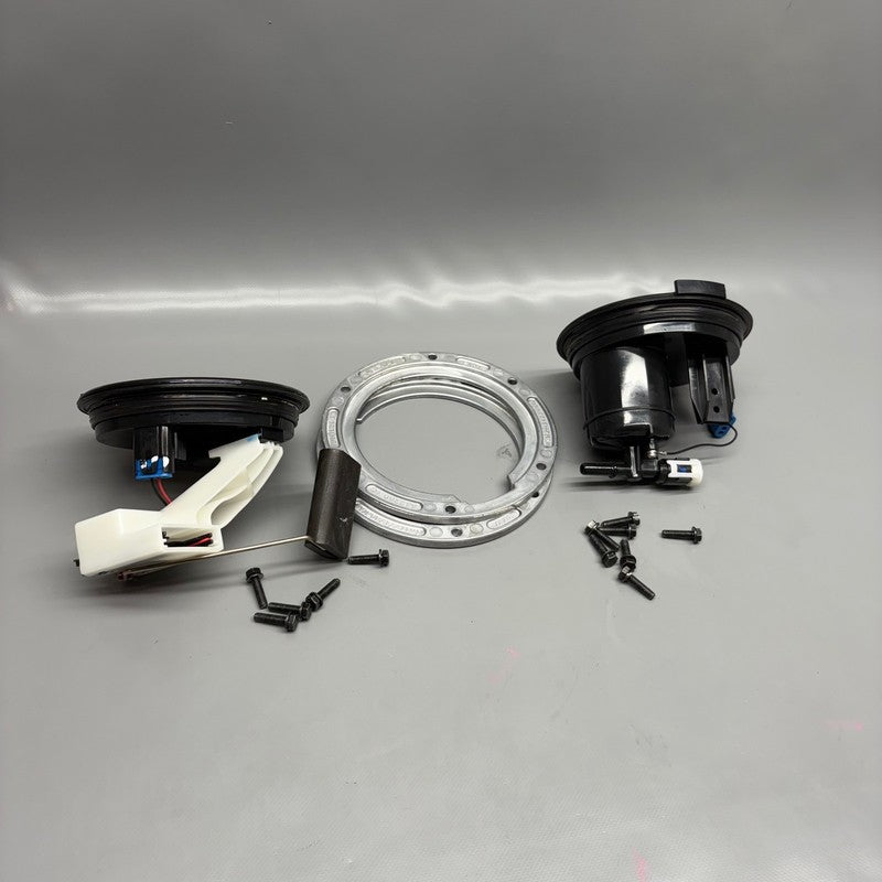R18 BMW R18 TRANSCONTINENTAL FUEL PUMP 2020 2021 2022 2023 2024 OEM
