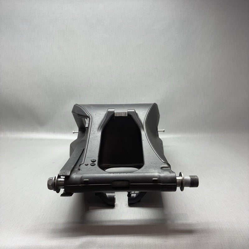 565665-01 BMW S1000RR SWING ARM 2019 2020 2021 2022 2023 2024 OEM 565665-01