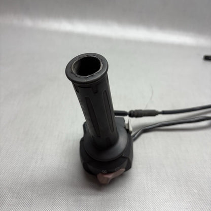 G 310R BMW G 310R HANDLE GRIP WITH SWITCH RIGHT 2016 2017 2018 2019 2020 OEM