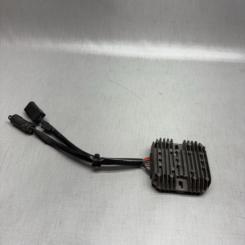 8559626 BMW G 310R VOLTAGE RECTIFIER 2016 2017 2018 2019 2020 OEM 8559626