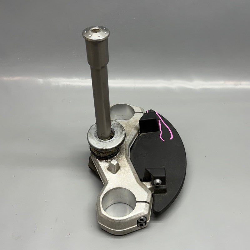 BMW G310GS FORK CROSS BRACE LOWER 2019 2020 2021 2022 2023 OEM