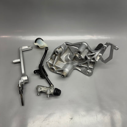 BMW F800ST REAR BRAKE MASTER CYLINDER 2006 2007 2008 2009 2010 2011 20