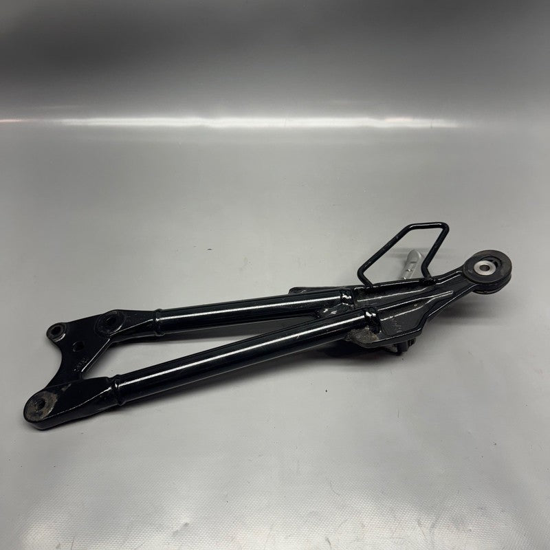 G310GS BMW G310GS FOOTREST BRACKET RIGHT REAR 2016 2017 2018 2019 2020 OEM