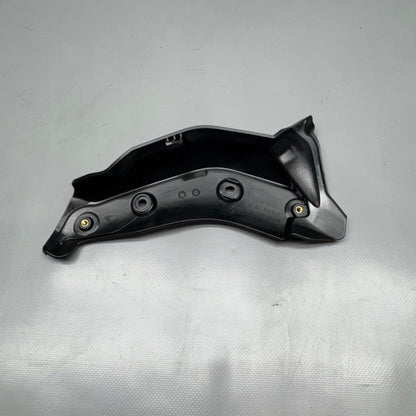 R18 TRANSCONTINENTAL BMW R18 TRANSCONTINENTAL SUCTION TUBE RIGHT 2020 2021 2022 2023 2024 2025 OEM