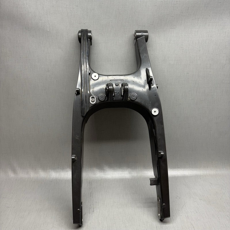 8554126 BMW G 310R REAR SWINGARM 2016 2017 2018 2019 2020 OEM 8554126