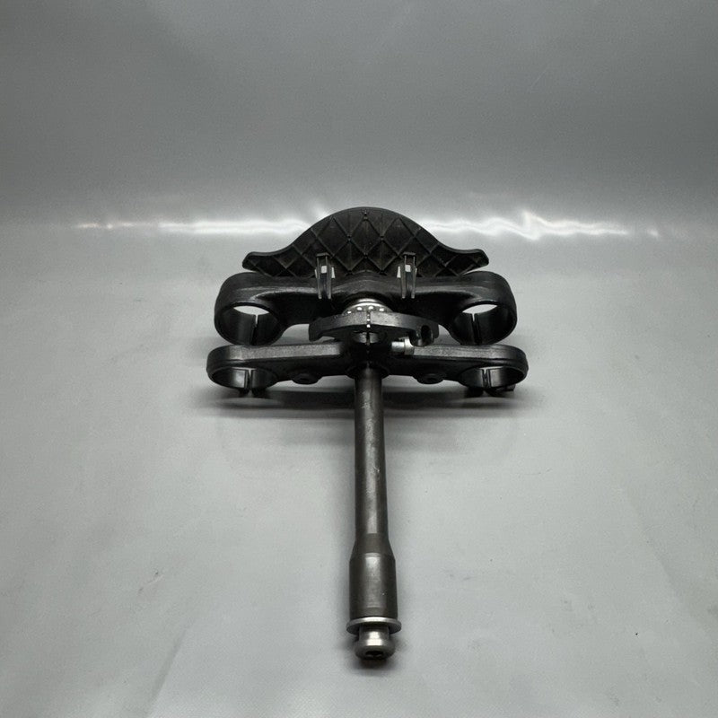 C 650 SPORT BMW C 650 SPORT FORK CROSS BRACE UPPER LOWER 2014-2016 2017 2018 2019 2020 OEM