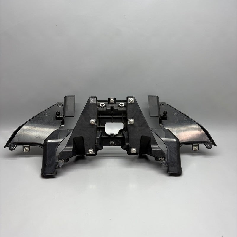 9899420 BMW R18 FRONT PANEL CARRIER 2020 2021 2022 2023 2024 OEM 9899420