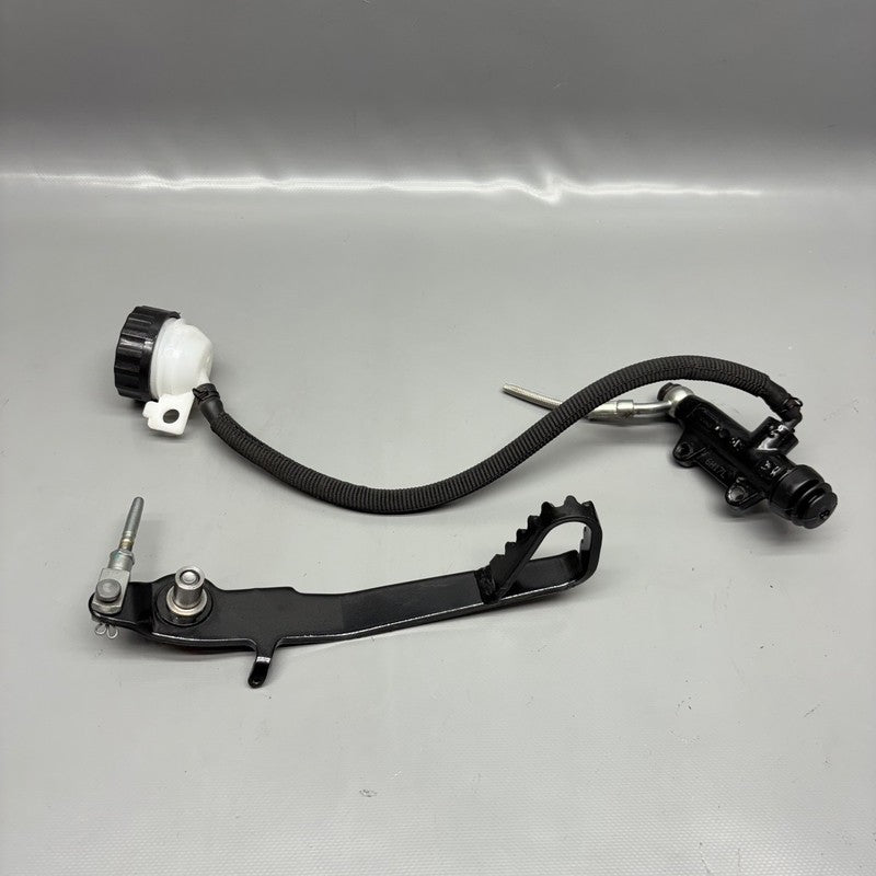 G310 R BMW G310 R REAR BRAKE MASTER CYLINDER 2016 2017 2018 2019 2020 OEM