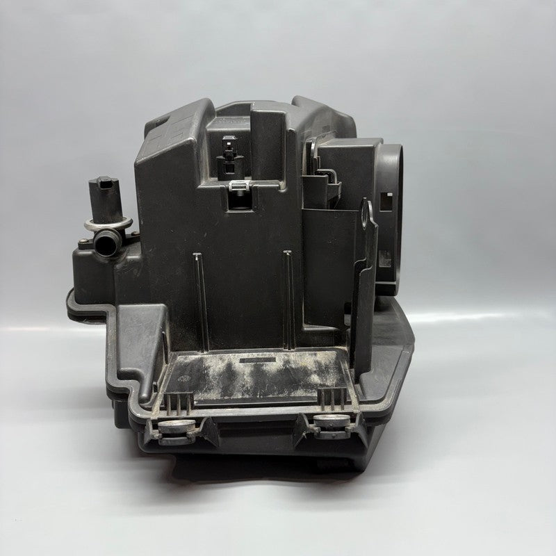 F800ST BMW F800ST AIR INTAKE BOX 2005 2006 2007 2008 2009 2010 2011 OEM 
