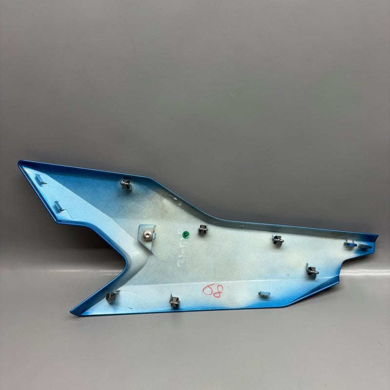 8558590 BMW C400X FAIRING SIDE PANEL RIGHT 2018 2019 2020 OEM 8558590
