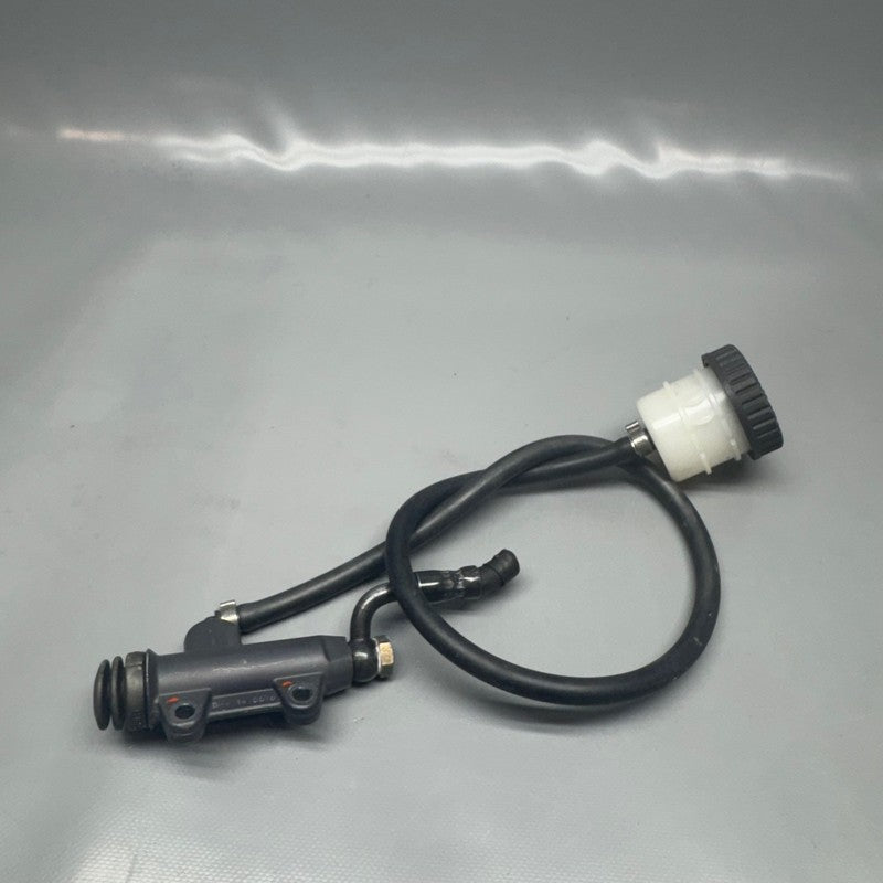 BMW K 1200LT BRAKE MASTER CYLINDER 2005 2006 2007 2008 OEM 7650749