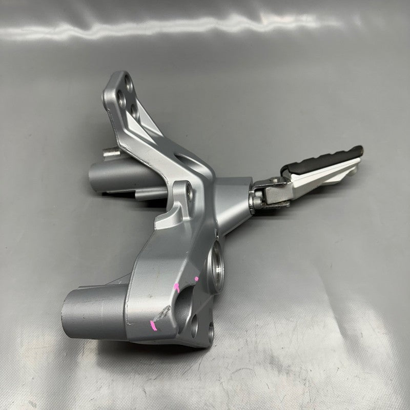 C600 SPORT BMW C600 SPORT ENGINE MOUNT LEFT 2011 2012 2013 2014 2015 OEM