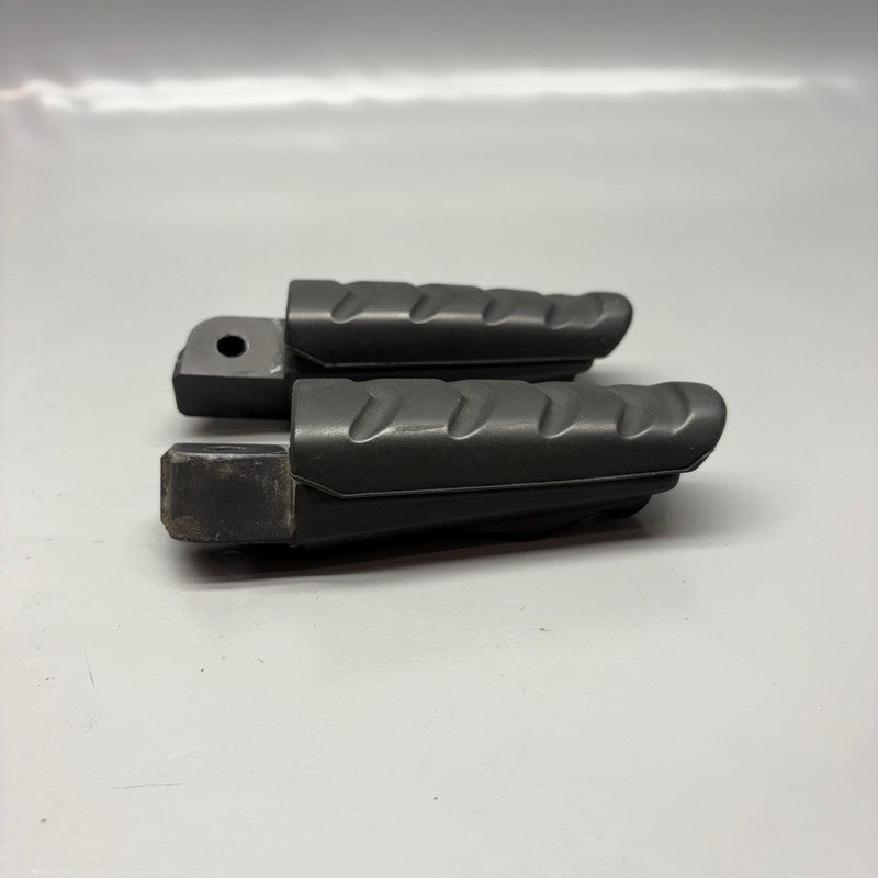 F800ST BMW F800ST FOOTPEG LEFT AND RIGHT REAR 2005 2006 2007 2008 2009 2010 2011 OEM