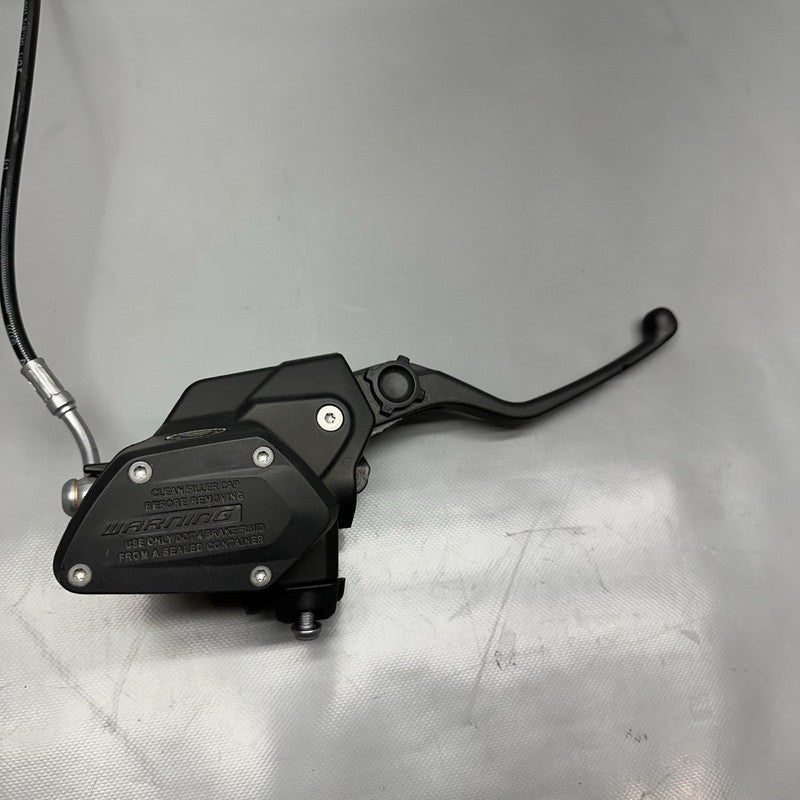 8532631 BMW K1600GTL FRONT BRAKE MASTER CYLINDER  2015 2016 2017 2018 2019 2020 2021 OEM