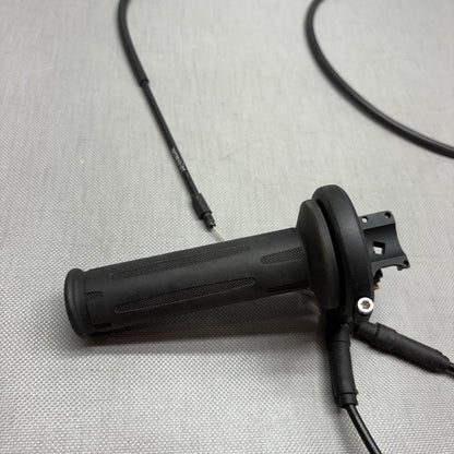 BMW C400X HANDLE RIGHT THROTTLE GRIP HEATED 2018 2019 2020 OEM 8558674
