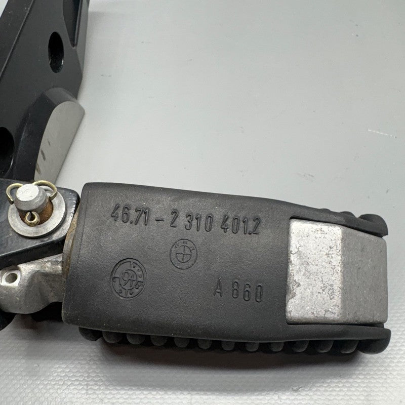 2314764 BMW R 1100R FOOTREST RIGHT 1993-1995 1996 1997 1998 1999 2000 2001 2002 OEM 