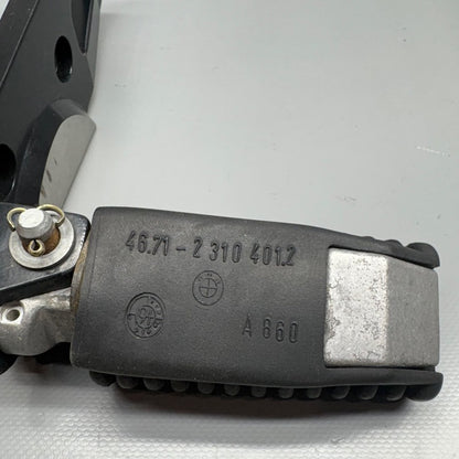 2314764 BMW R 1100R FOOTREST RIGHT 1993-1995 1996 1997 1998 1999 2000 2001 2002 OEM 