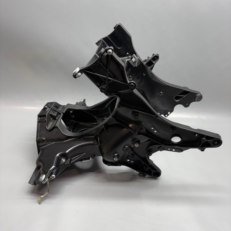 BMW K1600 BAGGER FRONT PANEL CARRIER 2017 2018 2019 2020 2021 OEM 7709