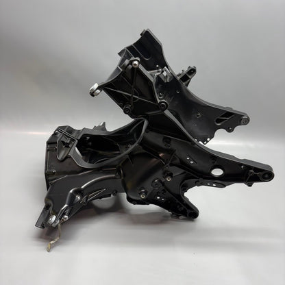 BMW K1600 BAGGER FRONT PANEL CARRIER 2017 2018 2019 2020 2021 OEM 7709