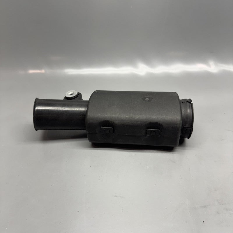 7675767 BMW K 1200LT INTAKE TUBE WITH CUP 2005 2006 2007 2008 2009 OEM 7675767