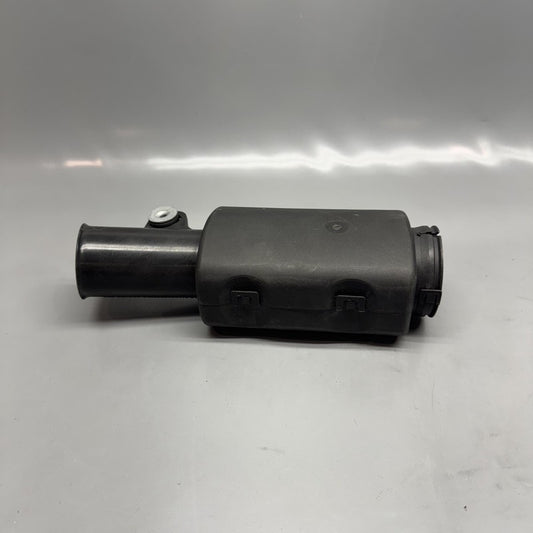 7675767 BMW K 1200LT INTAKE TUBE WITH CUP 2005 2006 2007 2008 2009 OEM 7675767