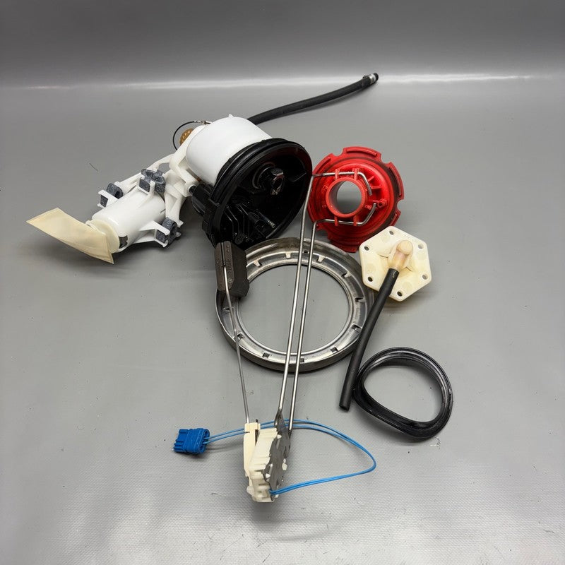 BMW K 1300S FUEL PUMP 2009 2010 2011 2012 2013 2014 2015 2016 OEM