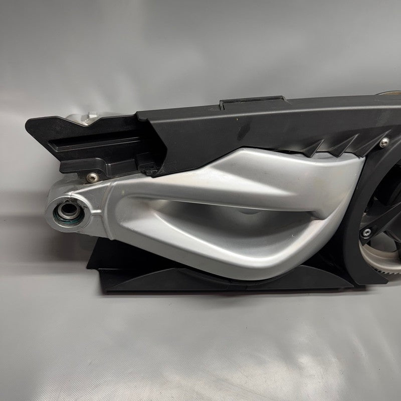 BMW F800ST REAR WHEEL SWINGING ARM REAR WHEEL DRIVE 2006-2009 2010 201