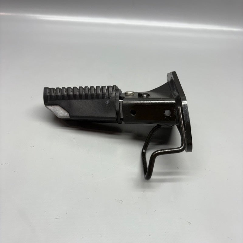 8558604 BMW C400X FOOTPEG RIGHT REAR 2018 2019 2020 OEM 8558604