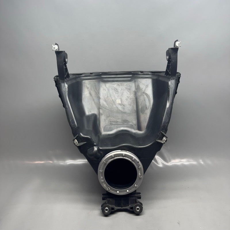 BMW F900R FUEL TANK 2020 2021 2022 2023 2024 OEM 8567870