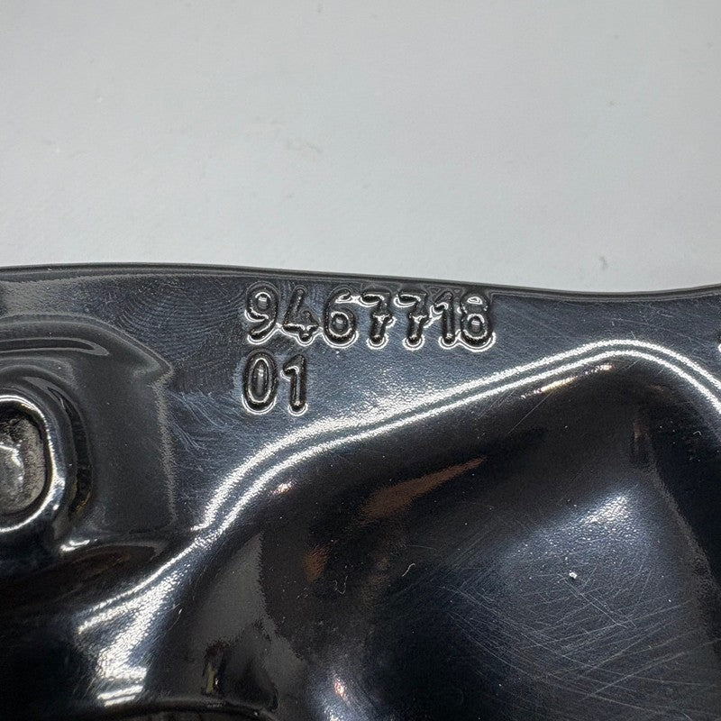 9467718 BMW R18 TRANSCONTINENTAL FOOTREST PLATE RIGHT REAR 2020 2021 2022 2023 2024 OEM