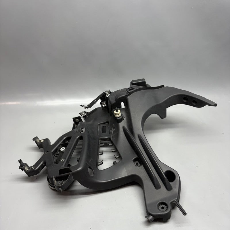 7677761 BMW K1300S LEFT SIDE FAIRING BRACKET  2007-2011 2012 2013 2014 2015 OEM 7677761