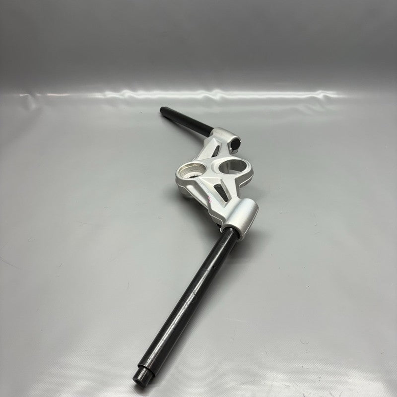 7707554 BMW K1300S UPPER TRIPLE TREE 2007 08 09 10 2011 2012 2013 2014 2015 OEM 7707554