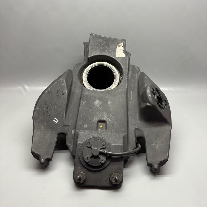 7691493 BMW F800ST GAS FUEL TANK 2005 2006 2007 2008 2009 2010 2011 OEM 7691493